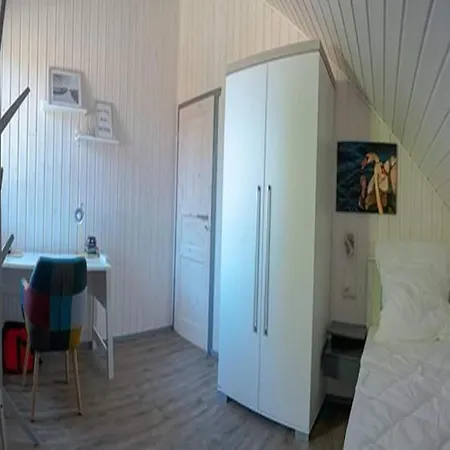 Skandinavisches In Mirow בית נופש *