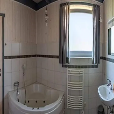 Skandinavisches In Mirow בית נופש *